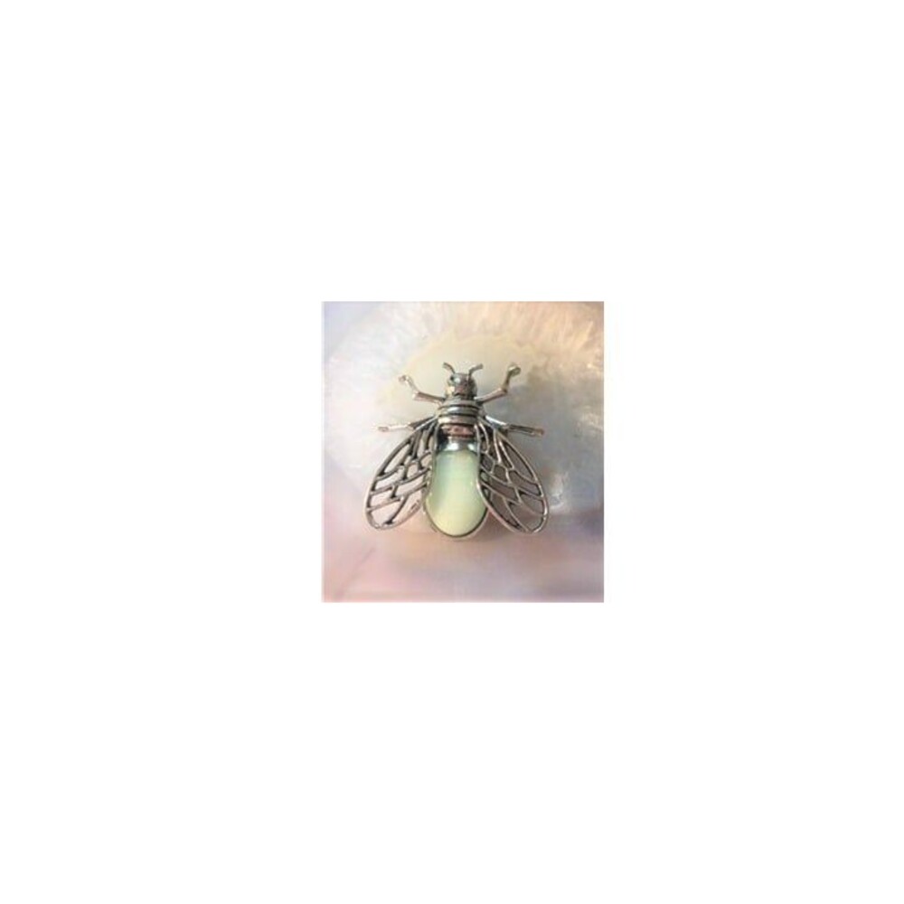 Jade Bee Pendant Pin